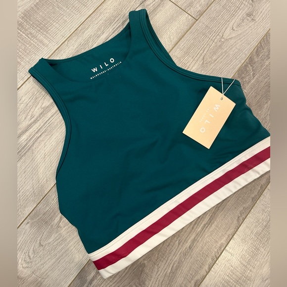 Wilo Tops - New Tags! $50! Wilo Contour Bra Size Small